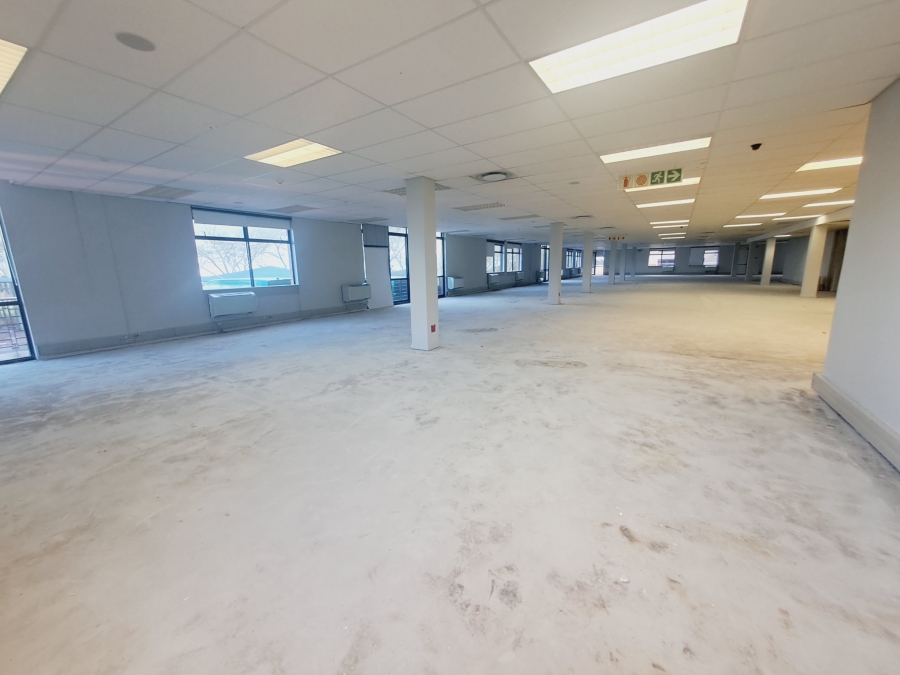 To Let commercial Property for Rent in Plattekloof Western Cape